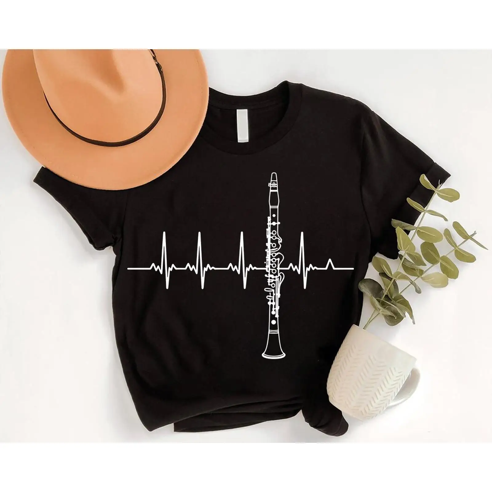 Clarinet HeartbeaT T Shirt Mus - Musical Instrument In Orchestra 评论和价格